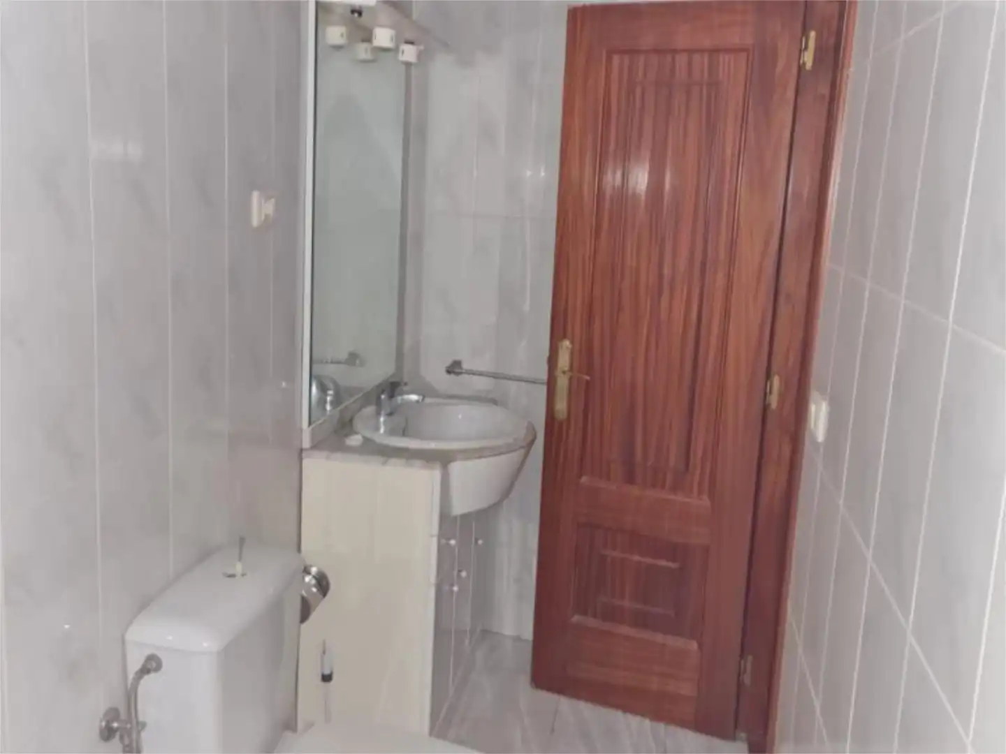 Detached homes for sale in Lugar Agro Maior, 25, Vilamarín Bathroom of Detached homes for sale in Vilamarín with Heating, Private garden and Parquet flooring