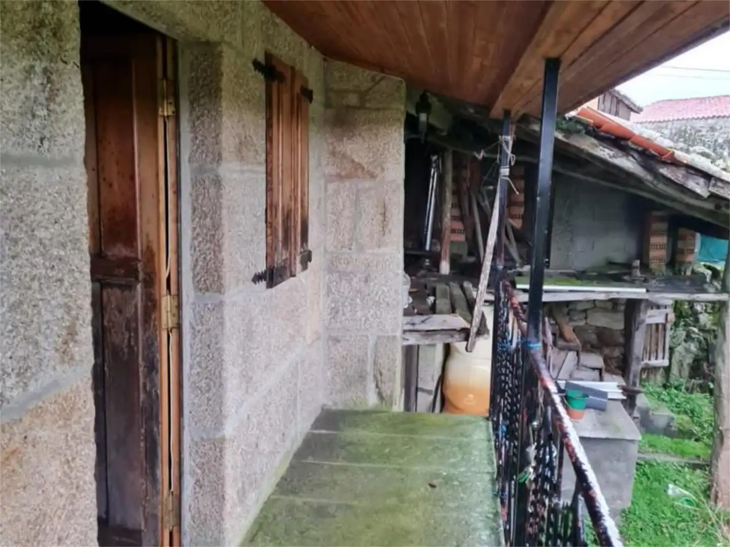 Detached homes for sale in Lugar Agro Maior, 25, Vilamarín Detached homes for sale in Vilamarín with Heating, Private garden and Parquet flooring