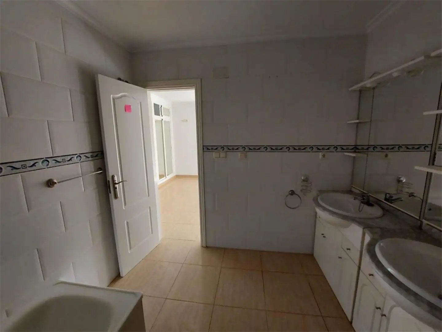 Baño de Casa o chalet en venta en Hondón de las Nieves / El Fondó de les Neus con Aire acondicionado, Terraza y Piscina