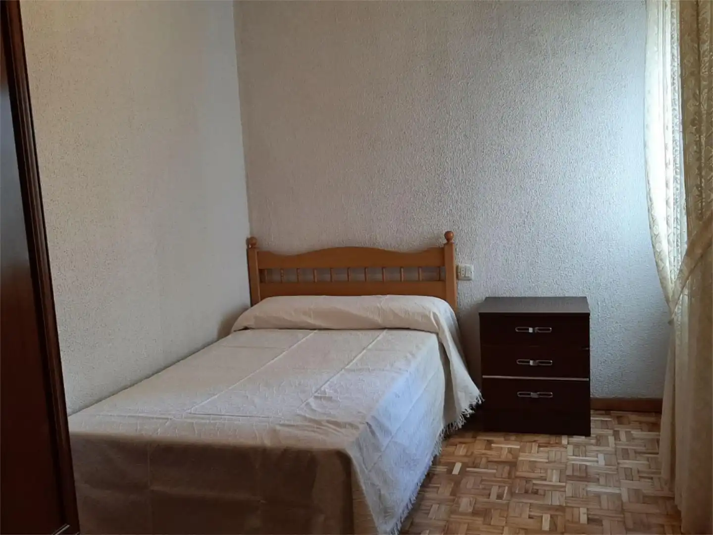 Habitación en Calle Miraflores, 1, José Zorrilla - Padre Claret