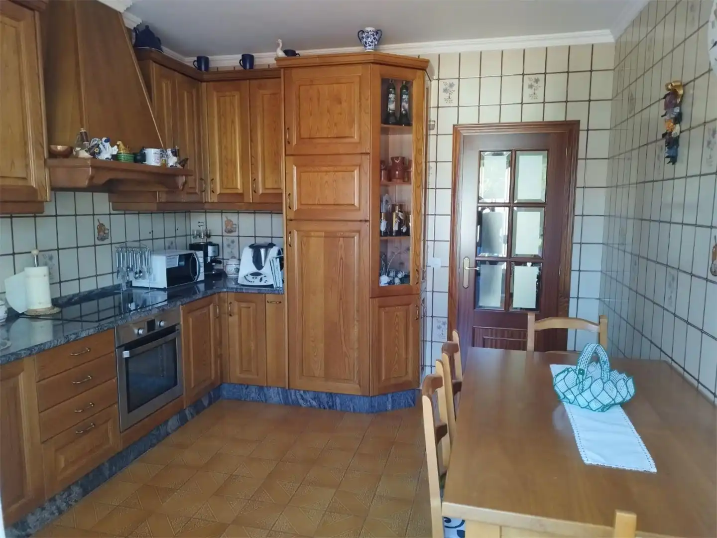 Houses for sale in Estrada do Feal, 30, O Feal - Xubia Kitchen of Houses for sale in Narón with Heating, Private garden and Parquet flooring