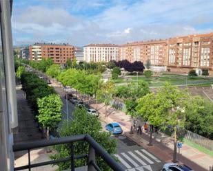 Exterior view of Flat for sale in Miranda de Ebro  with Balcony