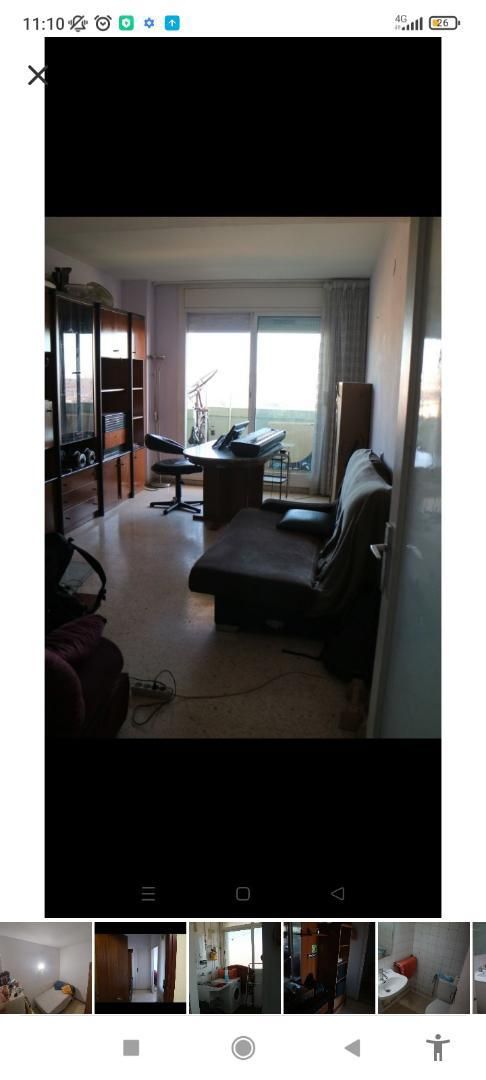 Living room of Flat to share in Sabadell  with Oven, Washing machine and Microwave
