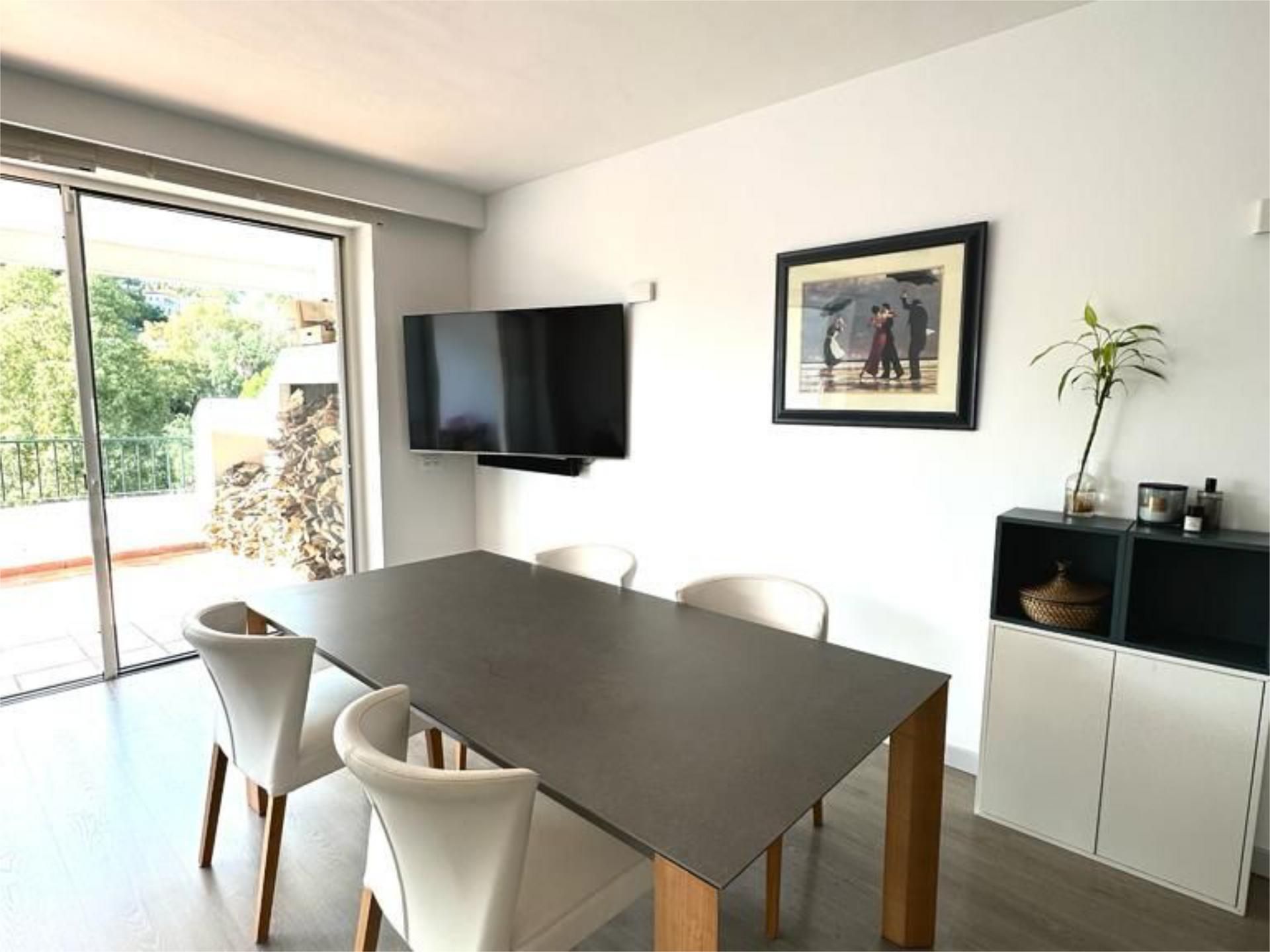 Dining room of Single-family semi-detached for sale in Benahavís  with Air Conditioner, Terrace and Balcony
