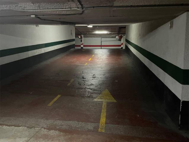 Garaje en Alquiler en Carrer Vigo, 30 en Centre