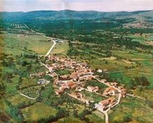 Vista exterior de Residencial en venda en Almarza