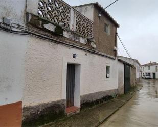 Vista exterior de Casa adosada en venda en Membrío