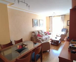 Living room of Flat for sale in Ponferrada  with Heating, Parquet flooring and Storage room