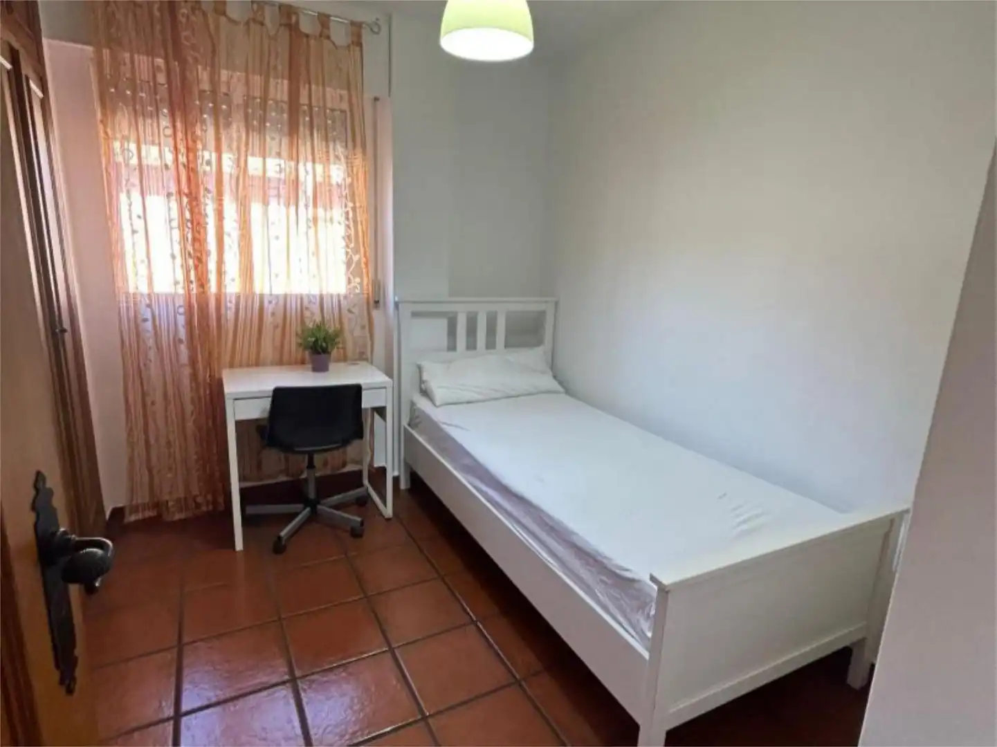 Zimmer in Calle Rio Ebro, 1, La Ñora Zimmer in Calle Rio Ebro, 1, La Ñora