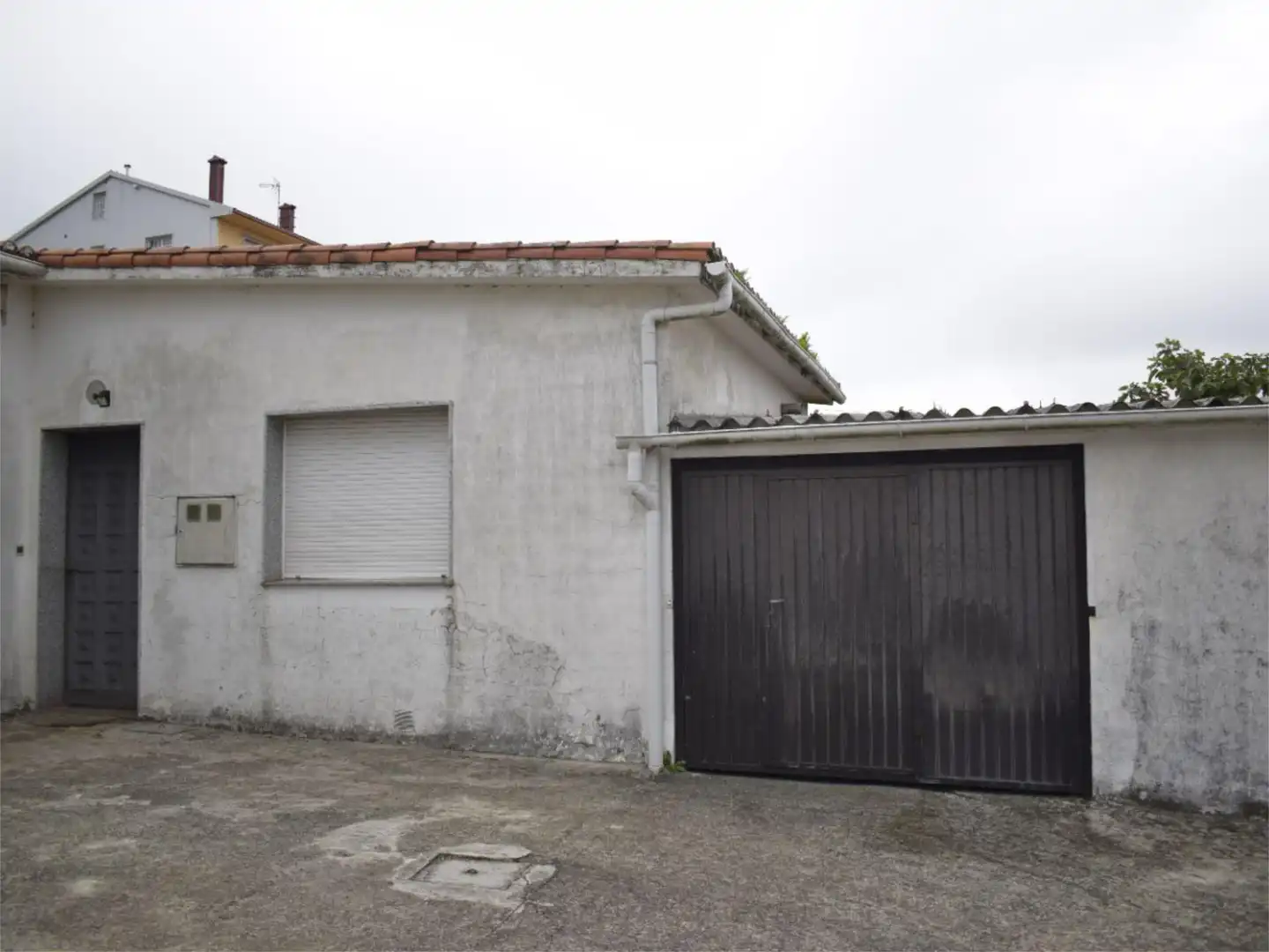 Vista exterior de Piso en venta en Santiago de Compostela  con Calefacción, Jardín privado y Parquet