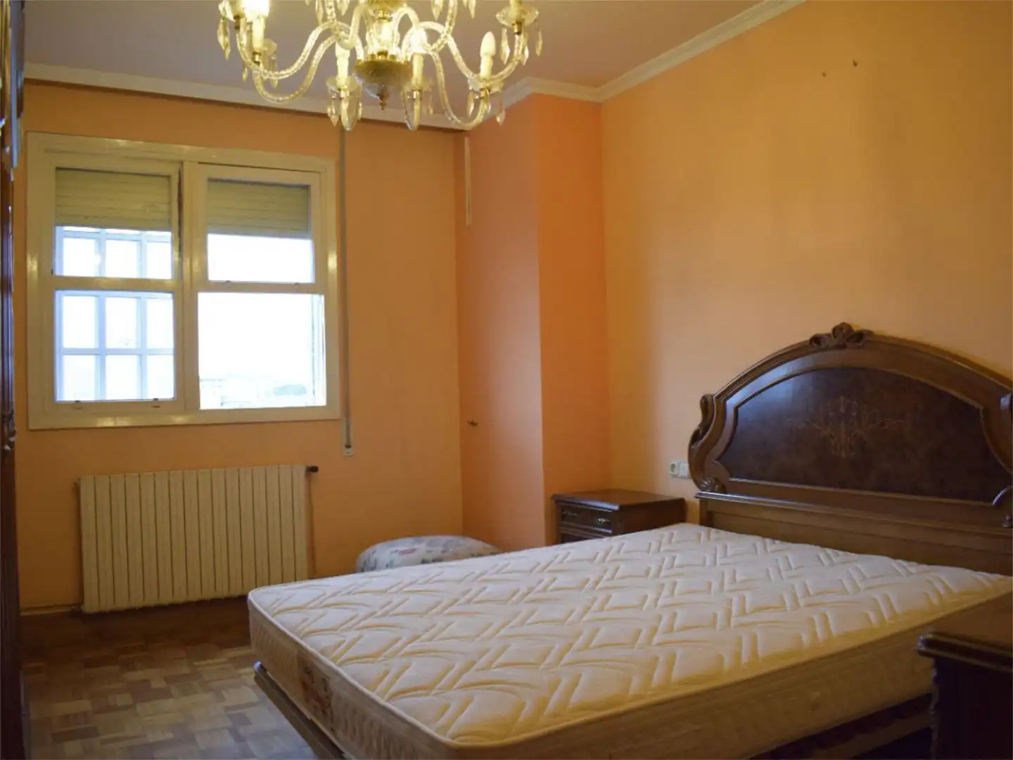 Habitación de Piso en venta en Santiago de Compostela  con Calefacción, Jardín privado y Parquet