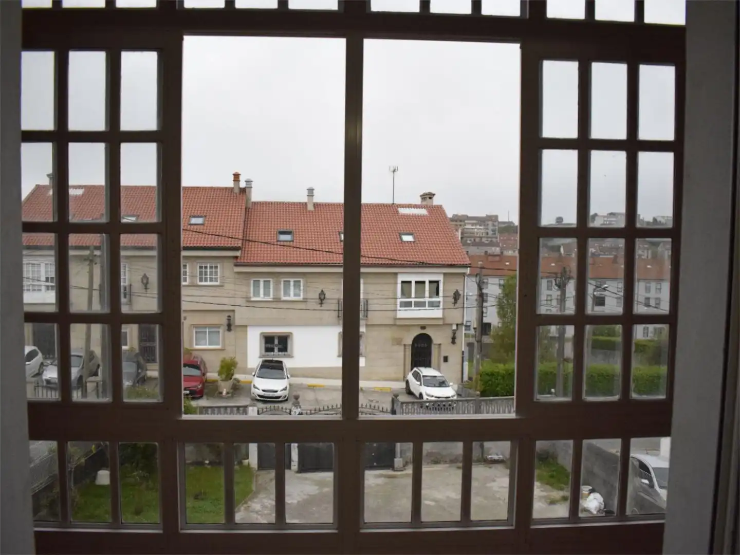 Vista exterior de Piso en venta en Santiago de Compostela  con Calefacción, Jardín privado y Parquet