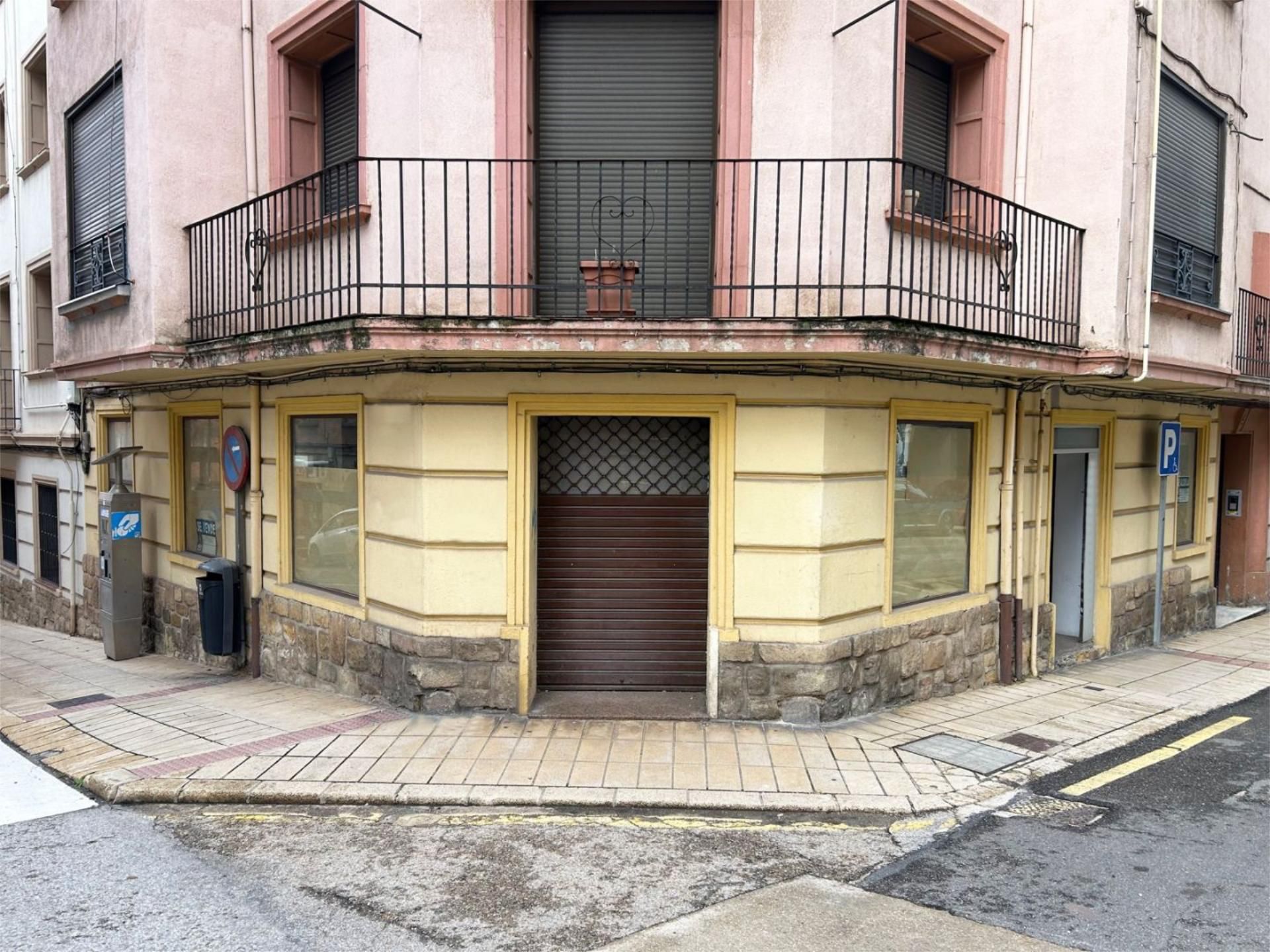 Vista exterior de Pis en venda en Soria Capital  amb Calefacció i Traster