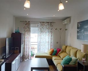 Living room of Flat for sale in Ubrique  with Air Conditioner and Balcony