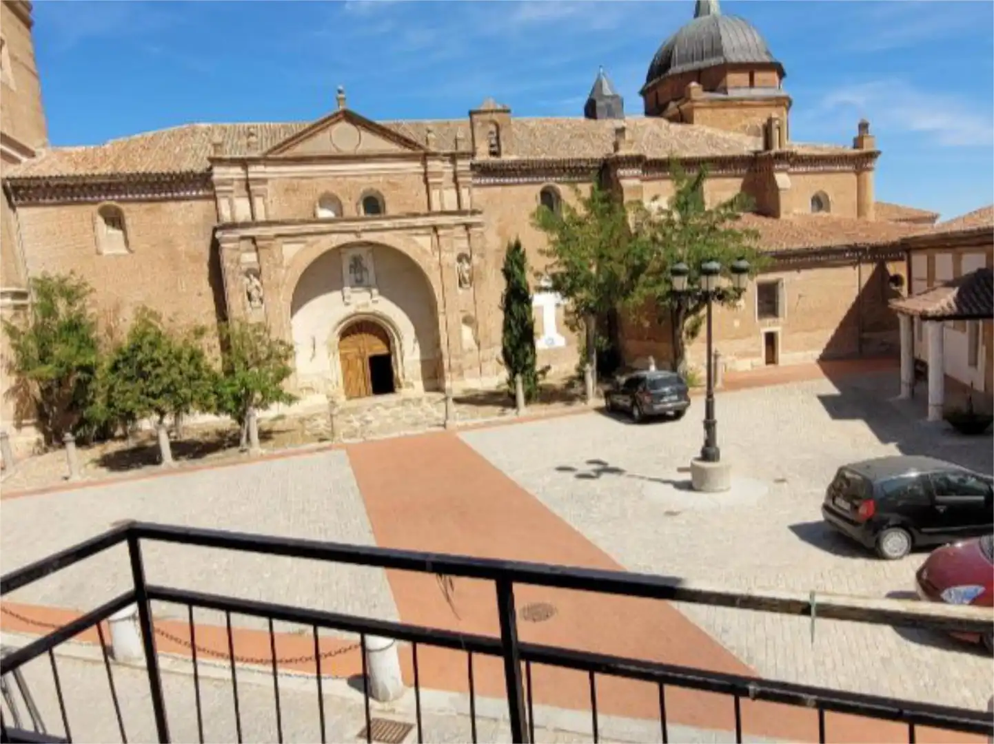 Vista exterior de Piso en venta en Alaejos con Terraza y Balcón