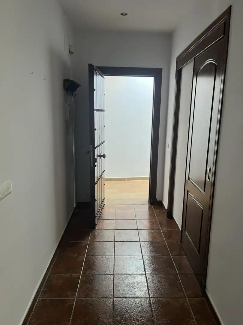 Piso de alquiler en Calle Manuel de Falla, 5, Centro