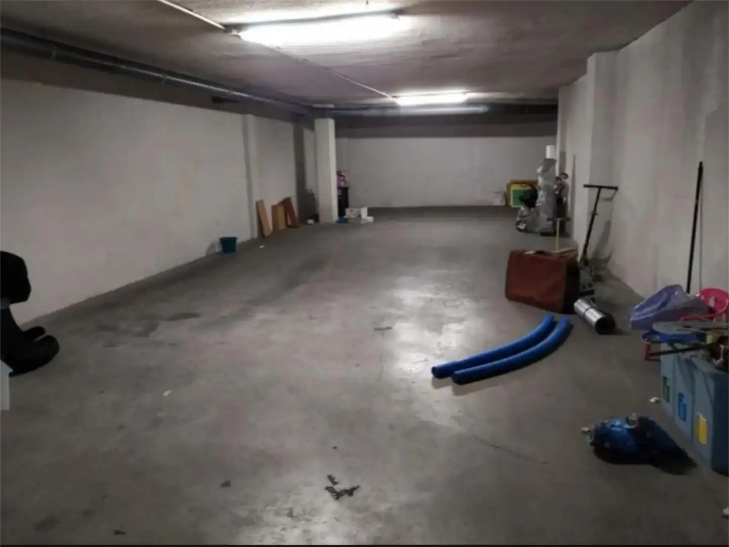 Garatge de lloguer a Carrer Corts Valencianes, El Pilar Garatge de lloguer en Vila-real