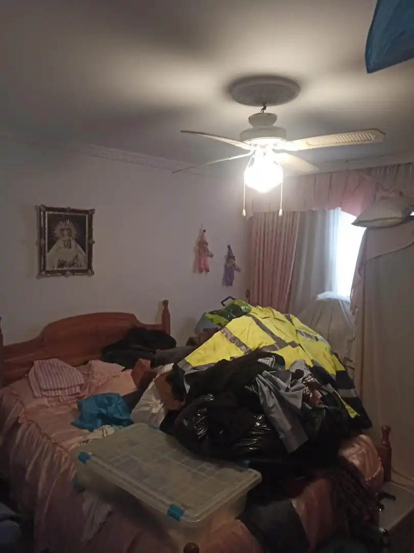 Schlafzimmer von Erdgeschoss zum Verkauf in Villanueva del Río y Minas mit Klimaanlage, Heizung und Terrasse