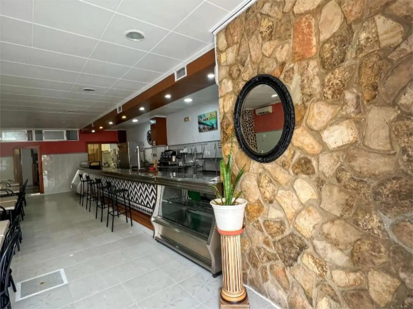 Local de alquiler en Picassent con Aire acondicionado, Calefacción y Amueblado
