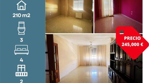 Photo 2 of Single-family semi-detached for sale in Calle Jacaranda, 20, Maria Auxiliadora - Barriada de Llera, Badajoz