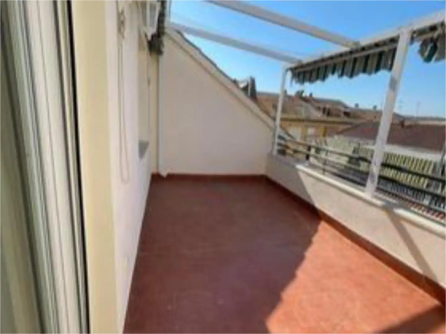 Casa adosada en venda a Calle Jacaranda, 20, Maria Auxiliadora - Barriada de Llera Terrassa de Casa adosada en venda en Badajoz amb Aire condicionat, Calefacció i Terrassa
