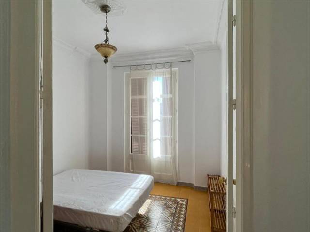 Piso en Venta en Avenida de la Democracia, 9 en San Lorenzo