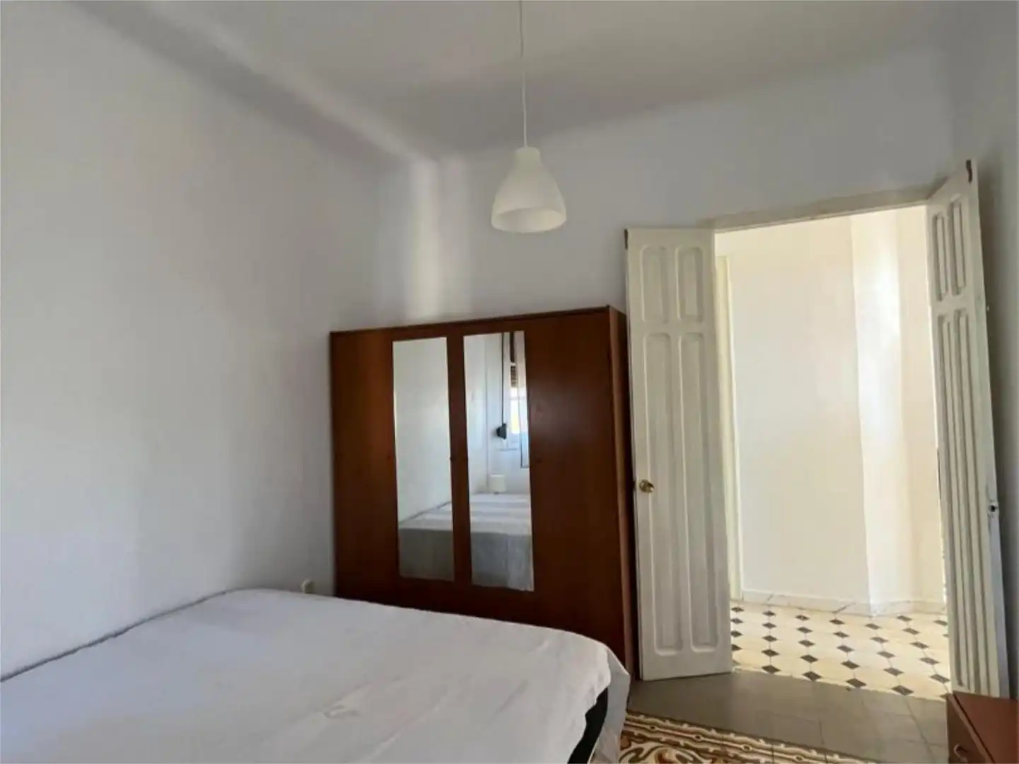 Habitación de Piso en venta en Melilla con Terraza, Amueblado y Balcón