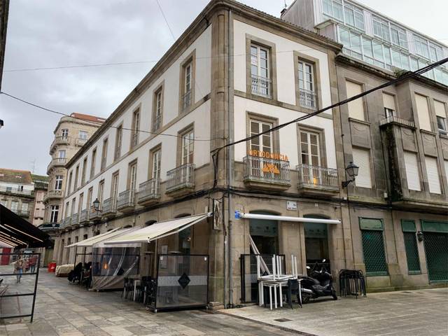 Local comercial en Alquiler en Rúa Valentín Viqueira, 3 en Vilagarcía