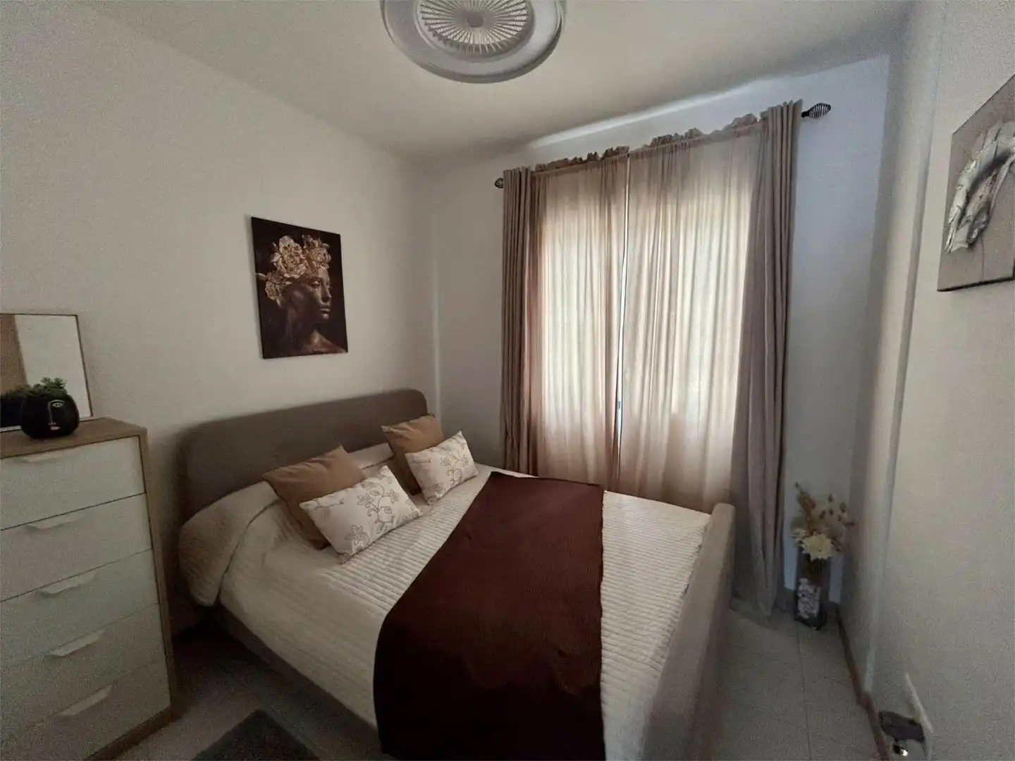 Wohnung zum Verkauf in Calle Cecilio Gallego Alaminos, 11, Parque Acuático - Sector 25 Schlafzimmer von Wohnung zum Verkauf in Torrevieja mit Klimaanlage, Privatgarten und Terrasse