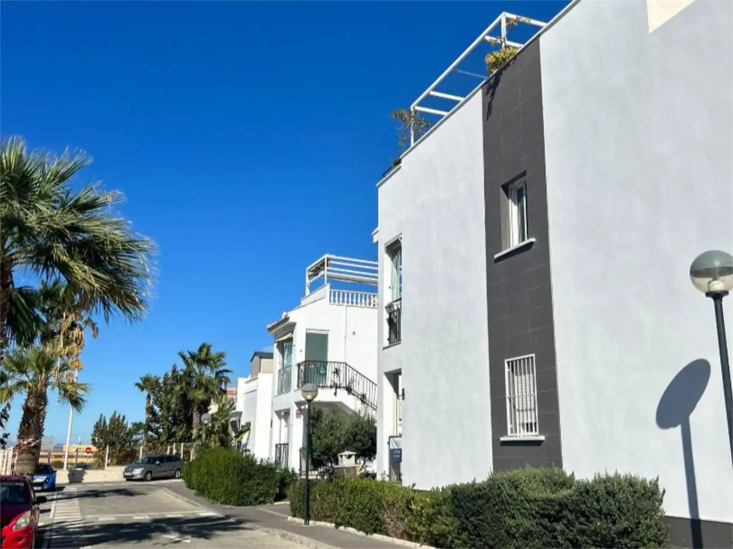 Wohnung zum Verkauf in Calle Cecilio Gallego Alaminos, 11, Parque Acuático - Sector 25 Außenansicht von Wohnung zum Verkauf in Torrevieja mit Klimaanlage, Privatgarten und Terrasse