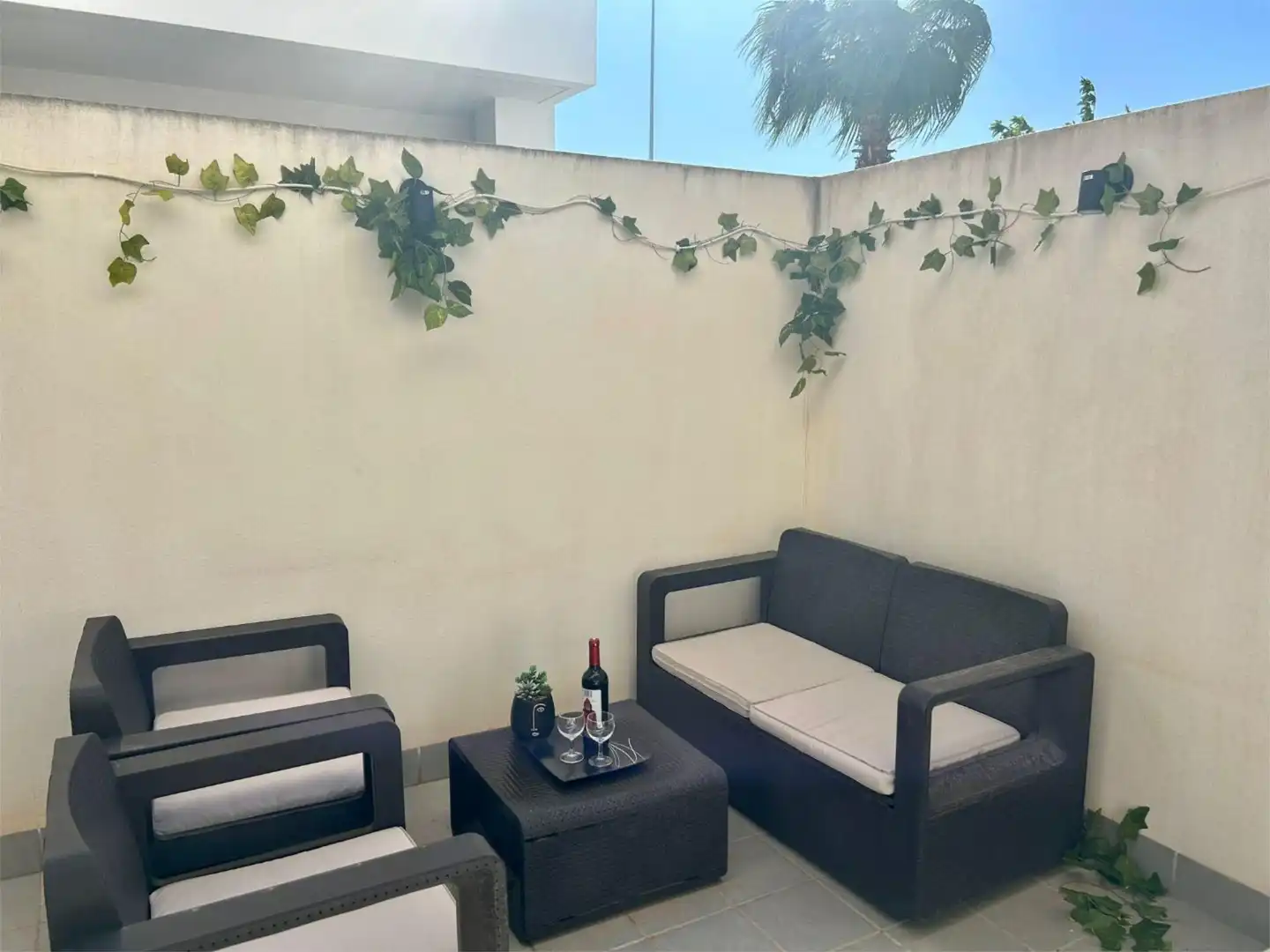 Wohnung zum Verkauf in Calle Cecilio Gallego Alaminos, 11, Parque Acuático - Sector 25 Terrasse von Wohnung zum Verkauf in Torrevieja mit Klimaanlage, Privatgarten und Terrasse