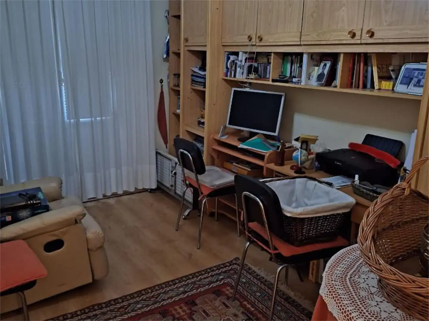 Sala d'estar de Casa adosada en venda en Mondoñedo amb Calefacció, Terrassa i Traster