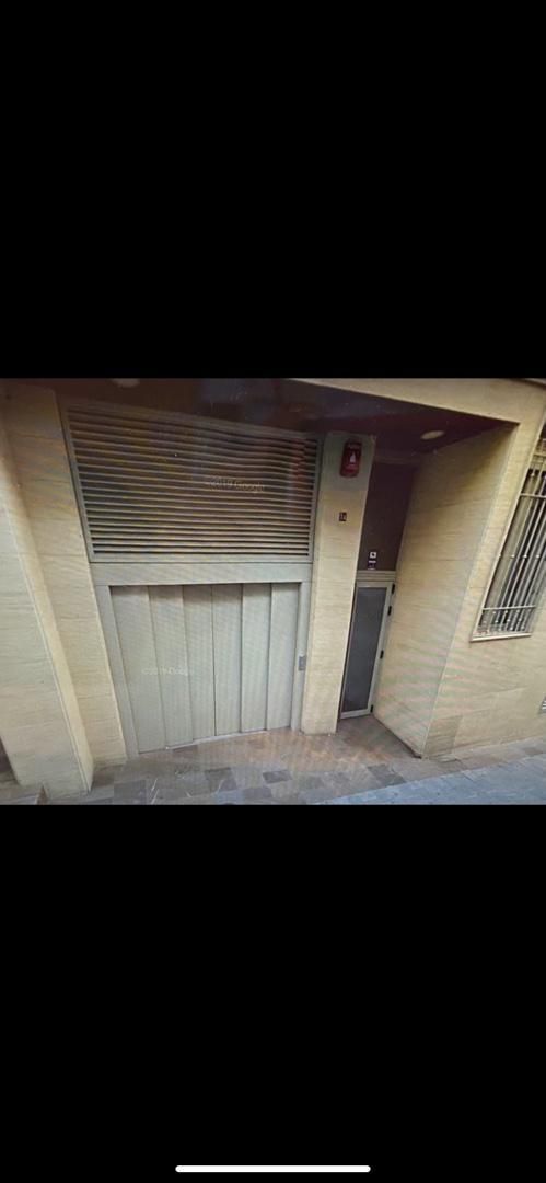 Garatge en venda a Calle el Hilo, 18, Maestro Carrascosa - Banda de Música