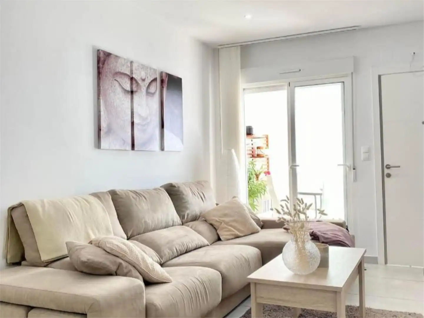 Piso en venta en Calle Cecilio Gallego Alaminos, 11, Parque Acuático - Sector 25 Sala de estar de Piso en venta en Torrevieja con Aire acondicionado, Terraza y Piscina