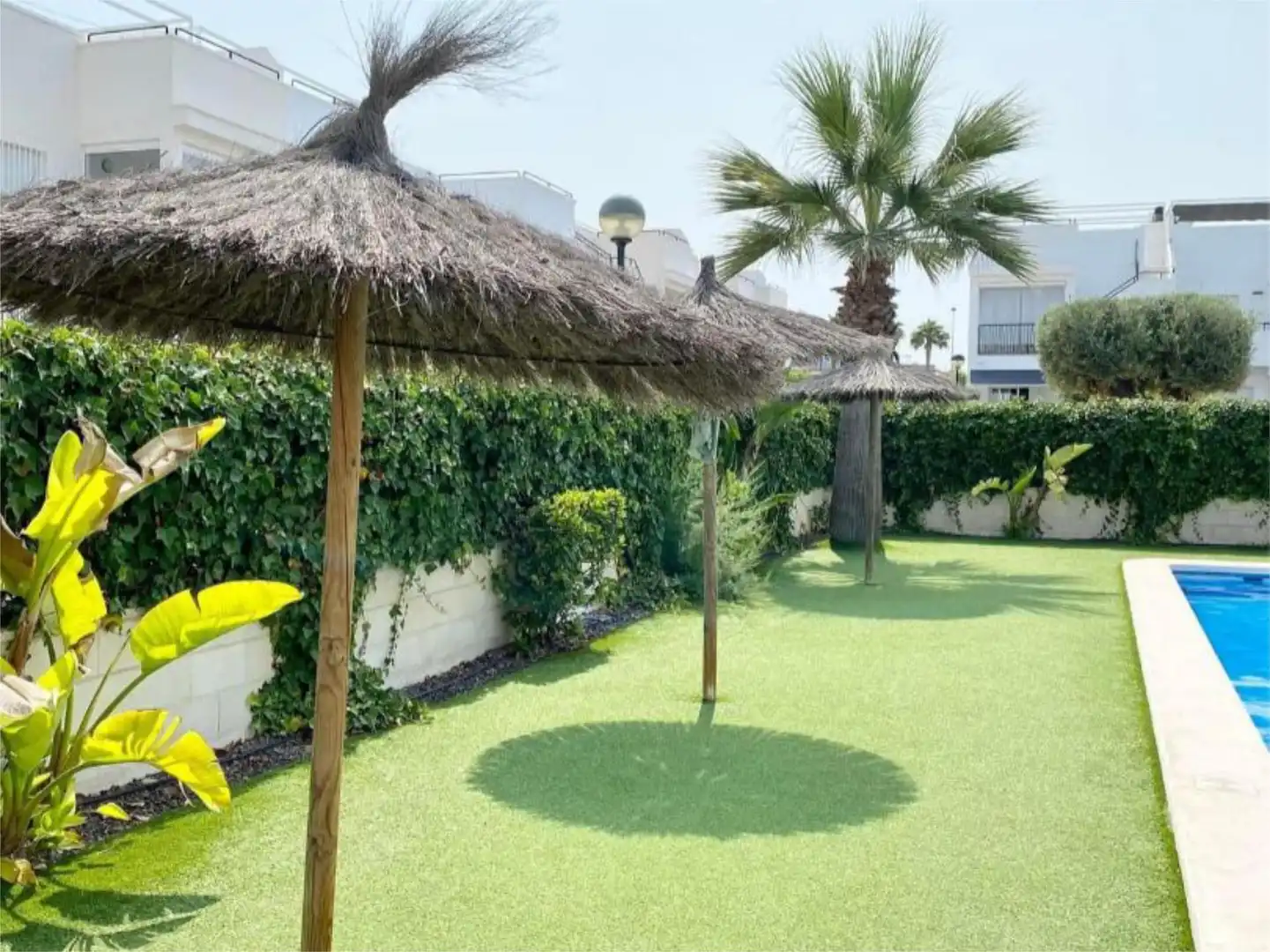 Piso en venta en Calle Cecilio Gallego Alaminos, 11, Parque Acuático - Sector 25 Jardín de Piso en venta en Torrevieja con Aire acondicionado, Terraza y Piscina