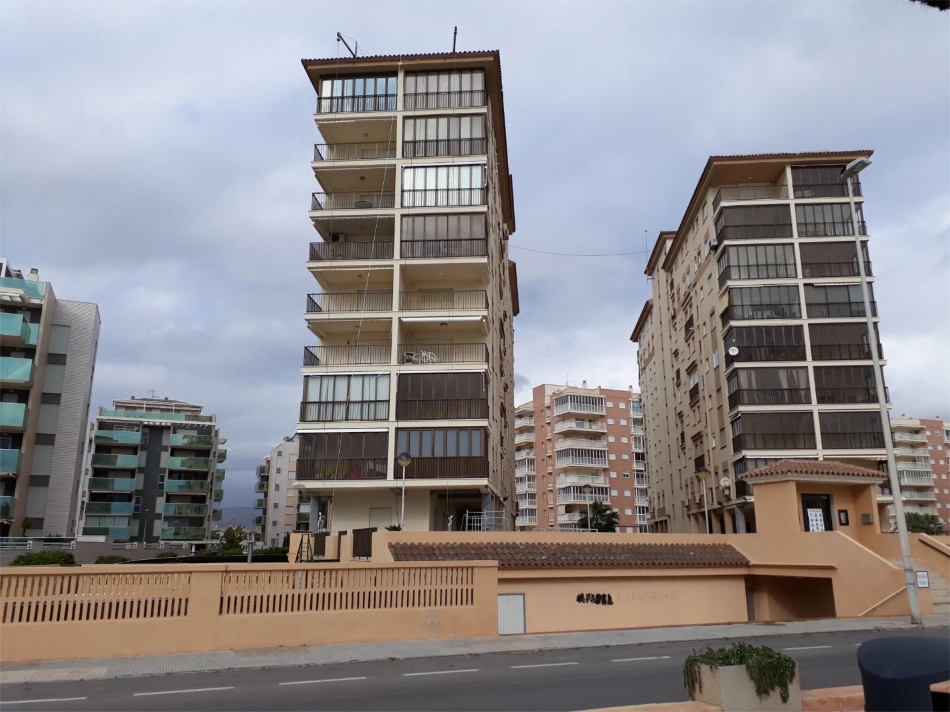 Exterior view of Apartment to rent in Benicasim / Benicàssim  with Air Conditioner, Swimming Pool and Furnished
