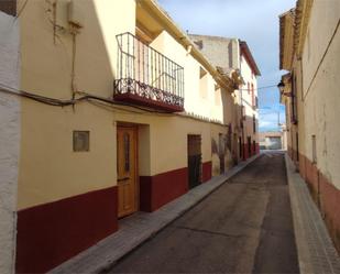 Vista exterior de Casa adosada en venda en Paniza amb Terrassa i Balcó