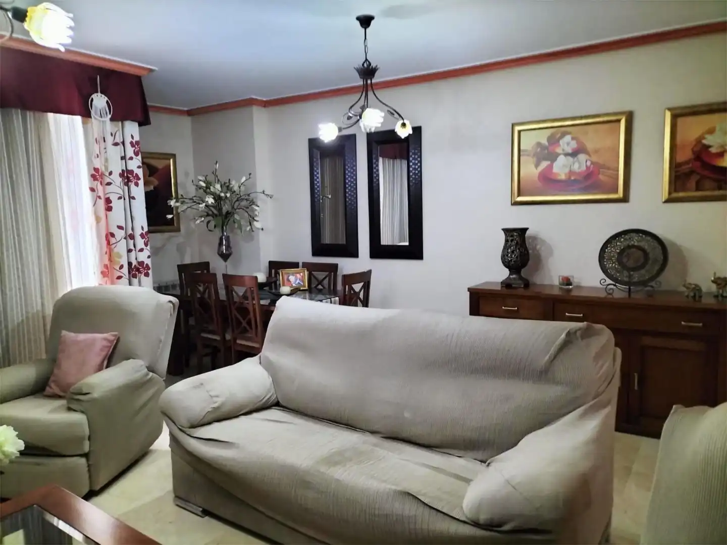 Wohnung zum Verkauf in Fuensanta de Martos Wohnzimmer von Wohnung zum Verkauf in Fuensanta de Martos mit Klimaanlage, Heizung und Terrasse