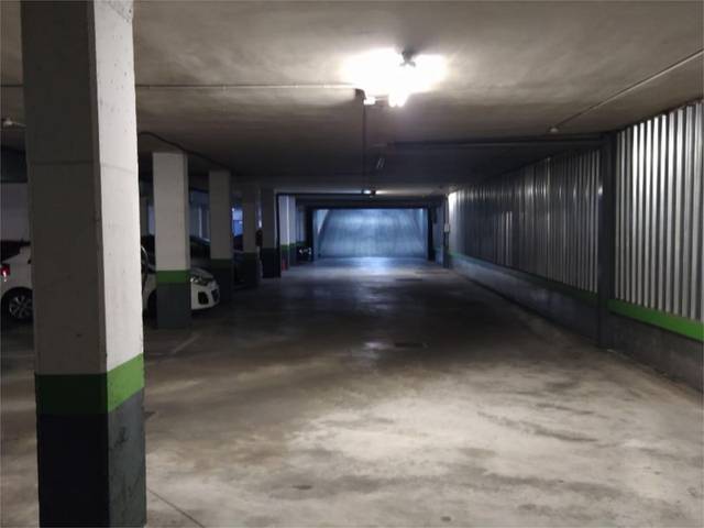 Garaje en Venta en Calle de José Hierro, 8B en Dehesa Vieja - Puente Cultural
