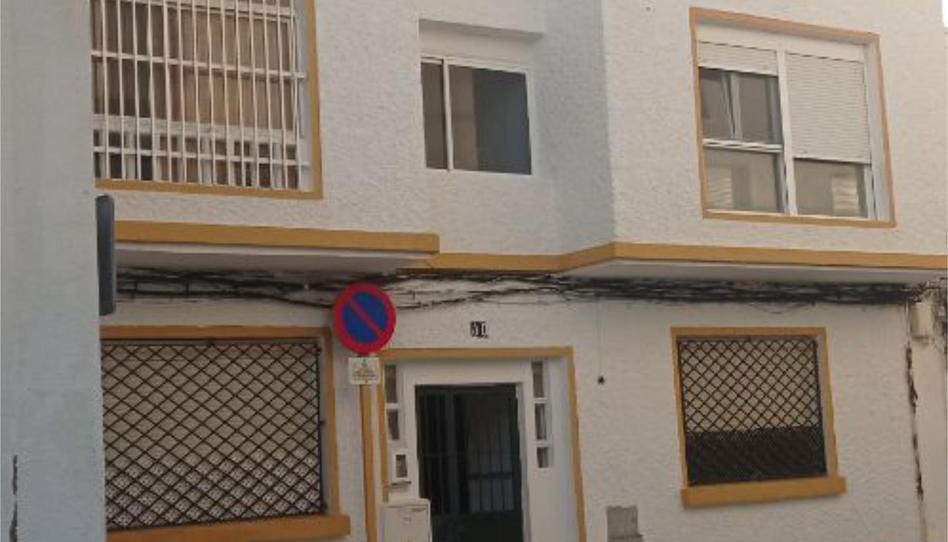 Foto 1 de Pis en venda a Calle Santa María del Mar, 10, Centro - La Costilla, Cádiz