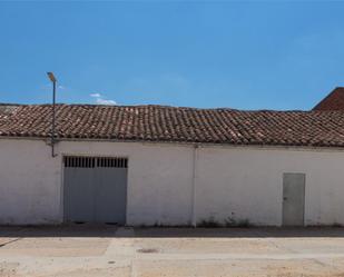 Vista exterior de Nau industrial en venda en Aldeanueva de Figueroa