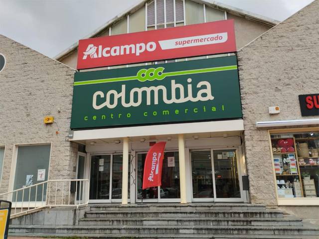 Local comercial en Venta en Avenida de Bucaramanga, 2 en Pinar del Rey