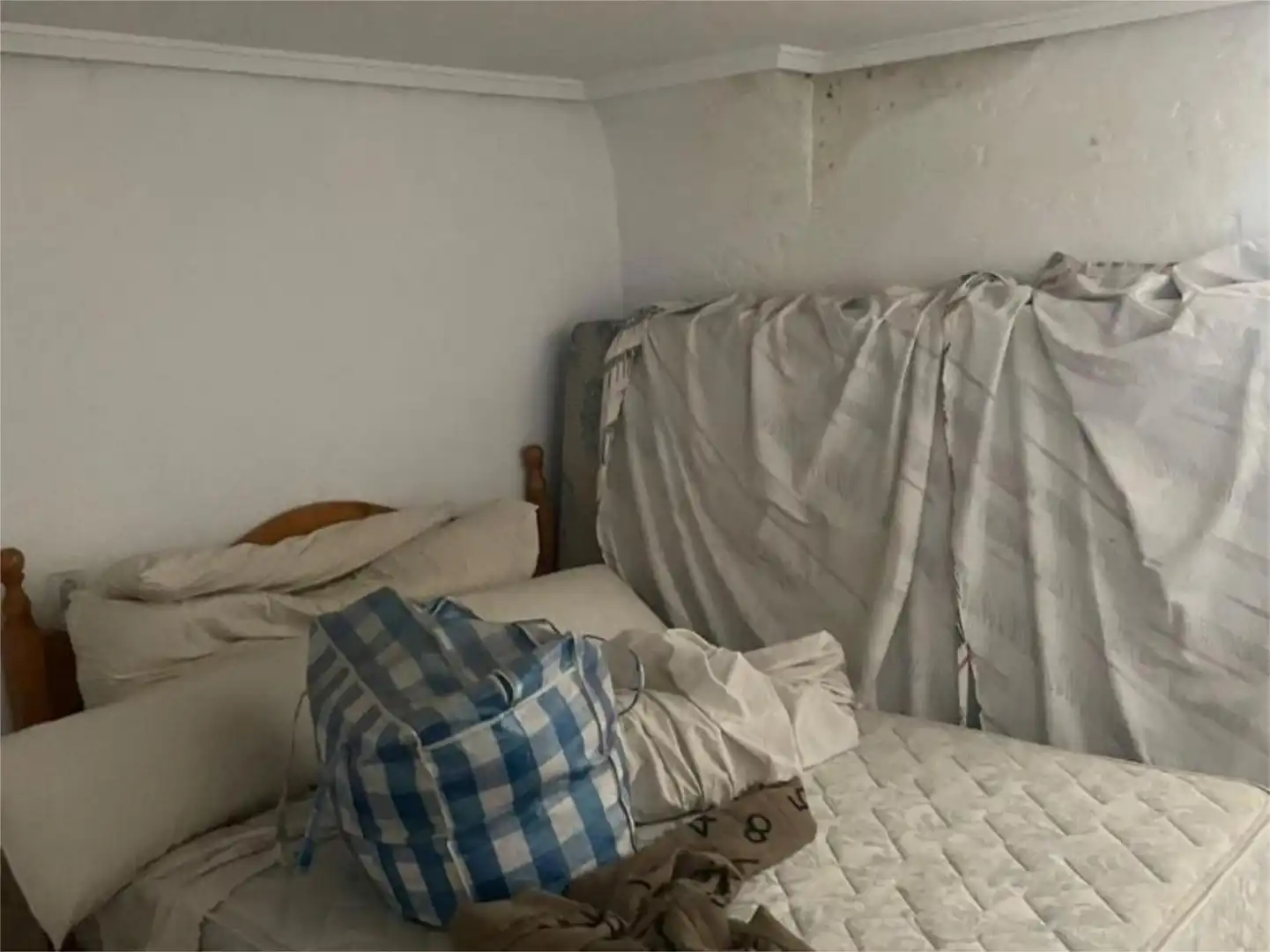 Detached homes for sale in Calle Pérez Galdós, 10, Requena Bedroom of Detached homes for sale in Requena