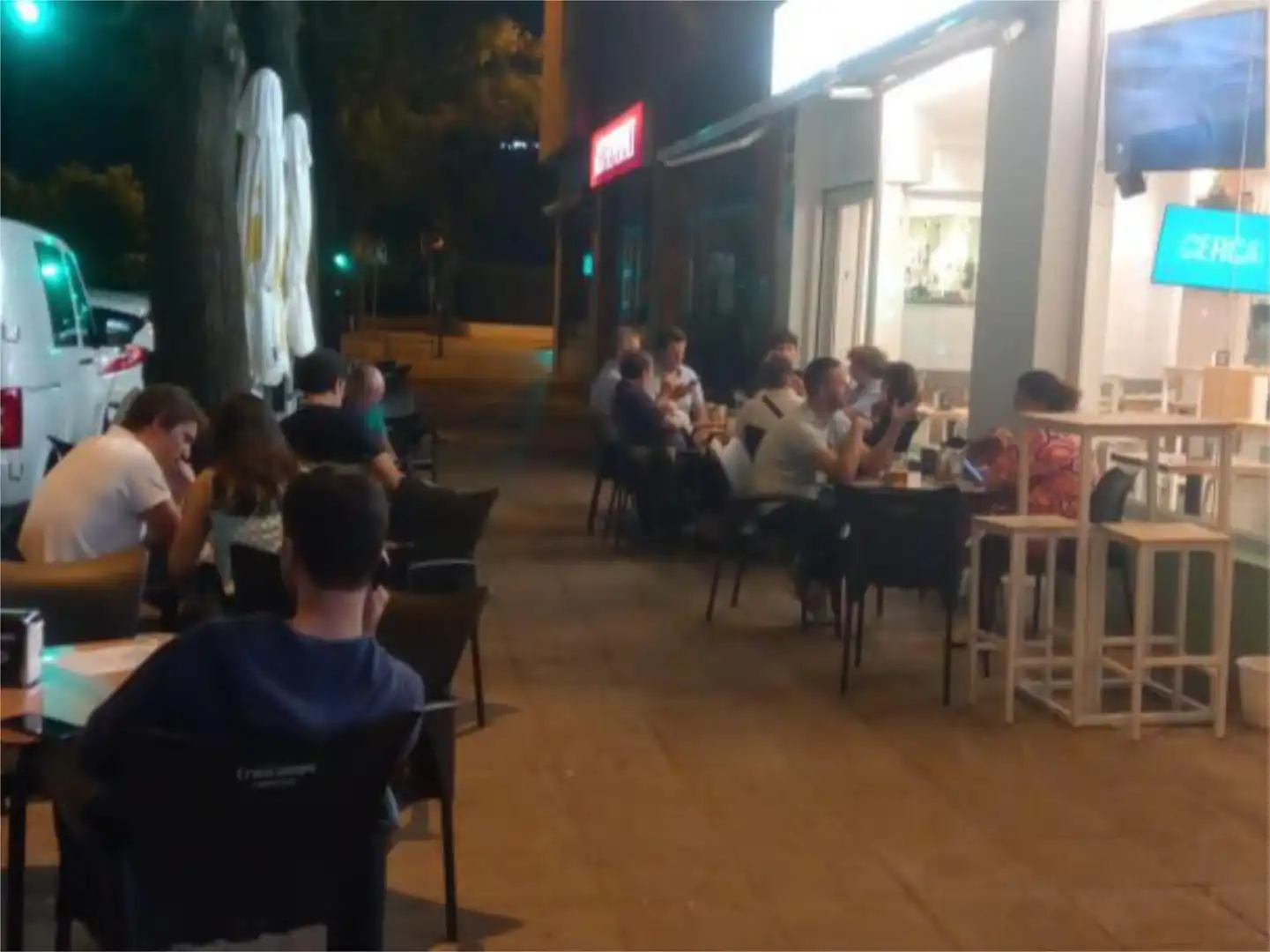 Pis de lloguer a Avenida de Alemania, 3, El Cano - Los Bermejales Terrassa de Pis de lloguer en Sevilla amb Aire condicionat, Calefacció i Parquet