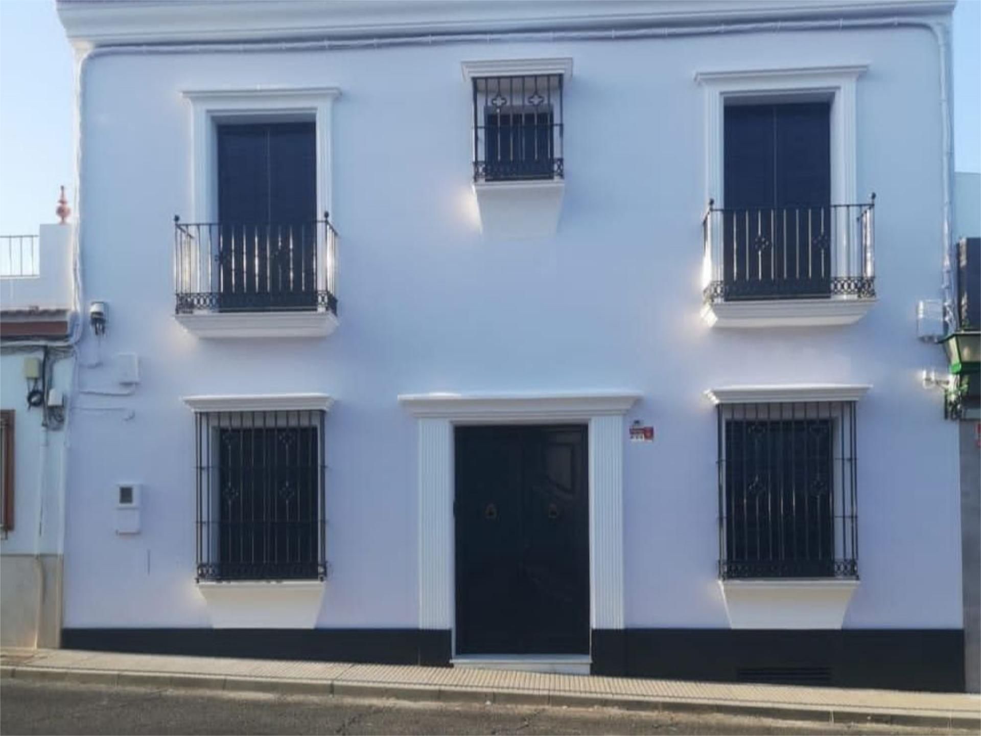 Vista exterior de Casa o xalet en venda en Bollullos Par del Condado amb Jardí privat, Terrassa i Traster