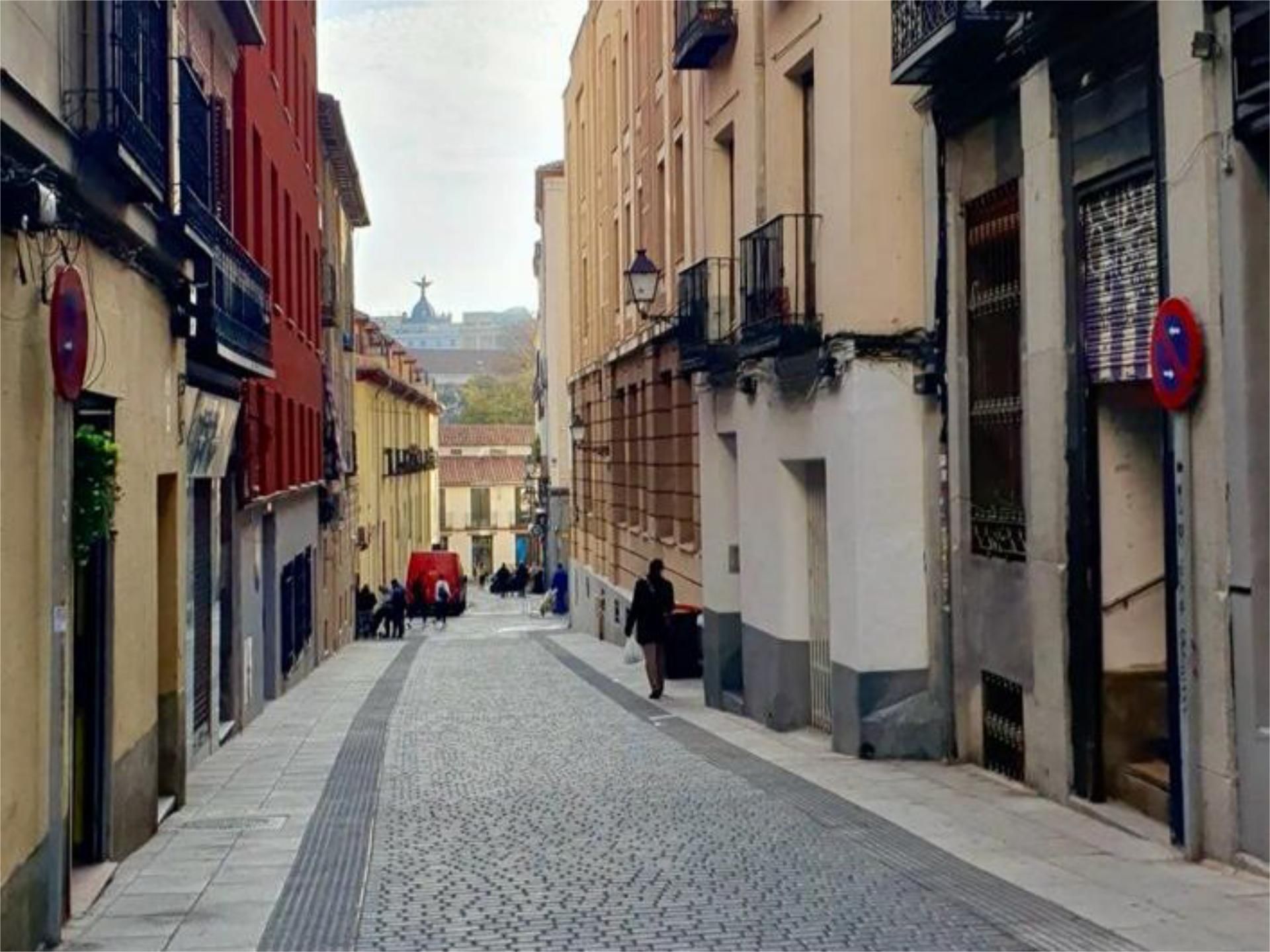Exterior view of Premises for sale in  Madrid Capital  with Air Conditioner