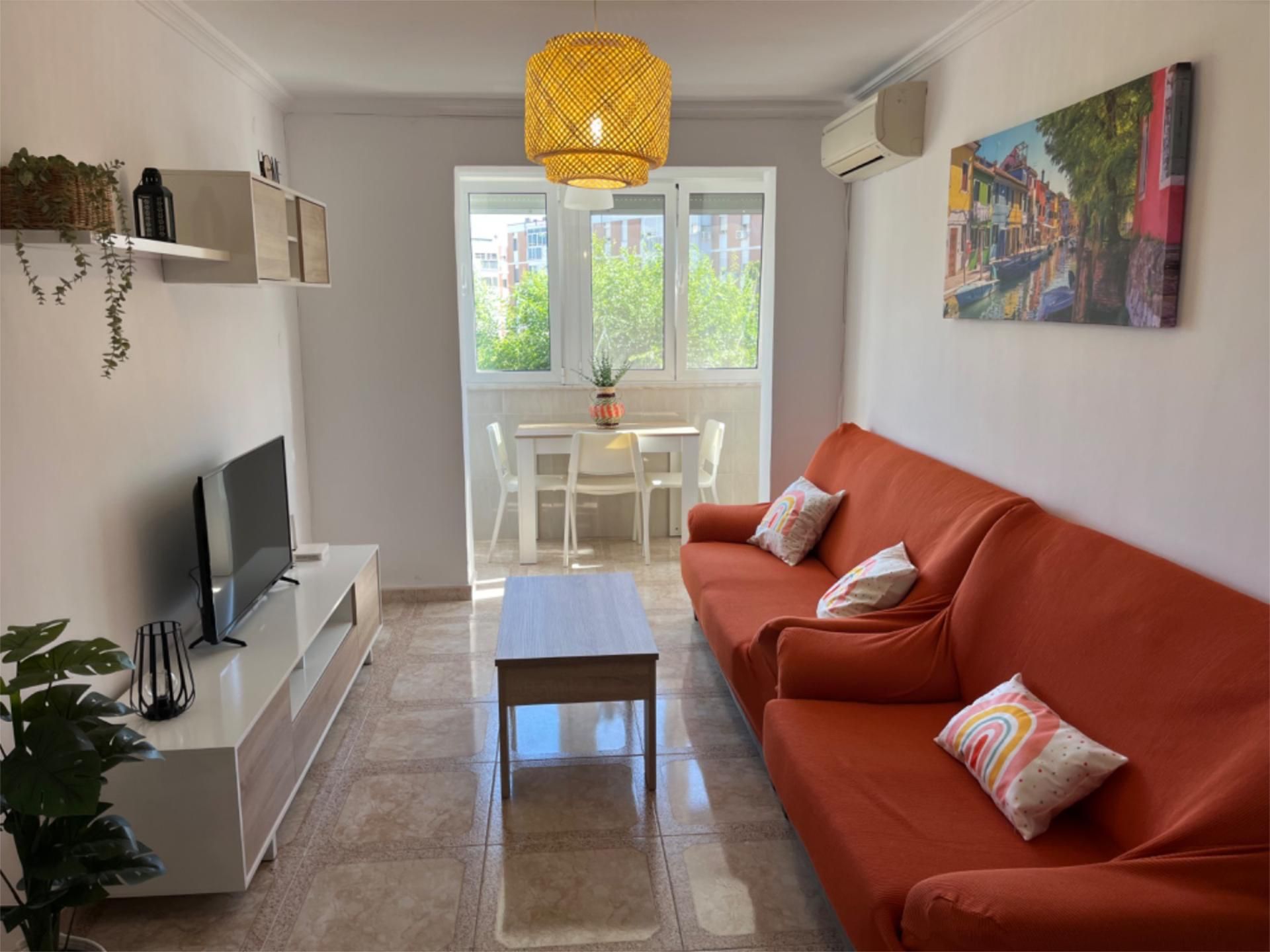 Living room of Flat to rent in  Cádiz Capital  with Air Conditioner and Furnished