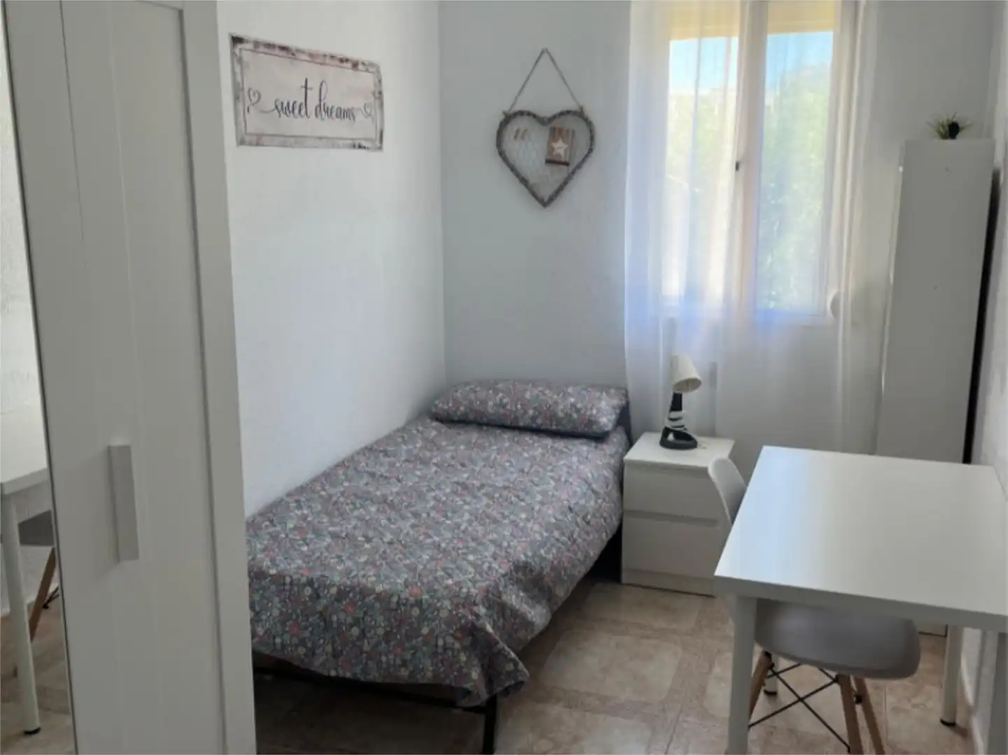 Bedroom of Flat for rent in Cádiz  with Air Conditioner and Furnished