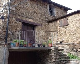 Terrassa de Casa adosada en venda en Alins amb Parquet, Moblat i Balcó