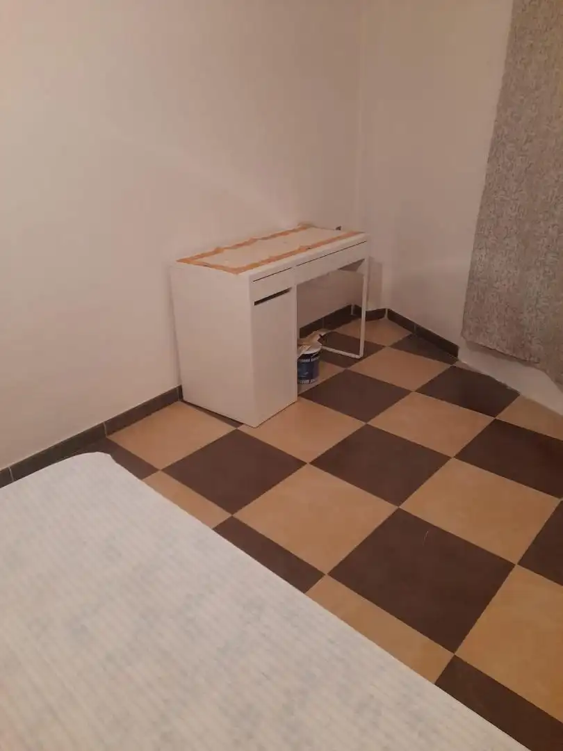 Habitación de Piso para compartir en San Juan del Puerto con Amueblado, Horno y Lavadora